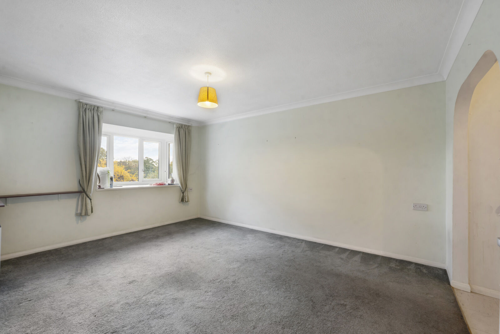 1 bedroom  flat for sale Chatsworth Place, Mitcham, CR4, main image