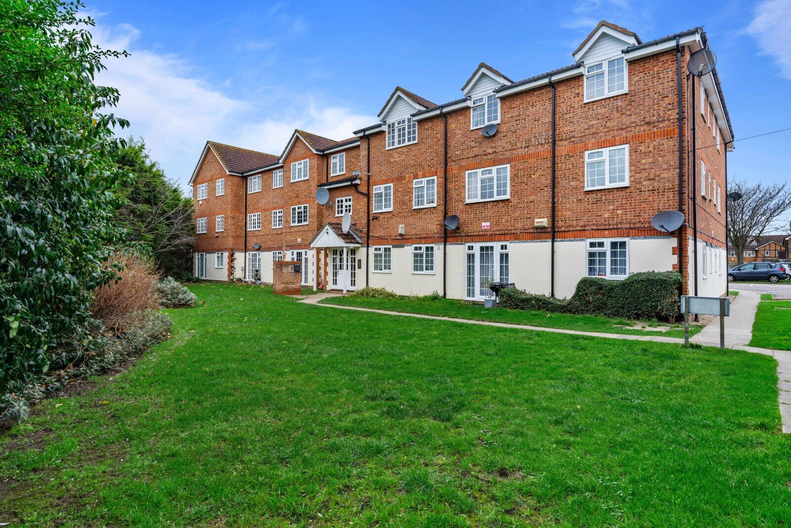 Flat for sale Wilkins Close, Mitcham, CR4, main image
