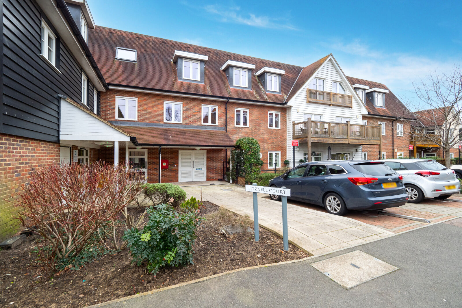 2 bedroom  flat for sale Pond Hill Gardens, Cheam, SM3, main image