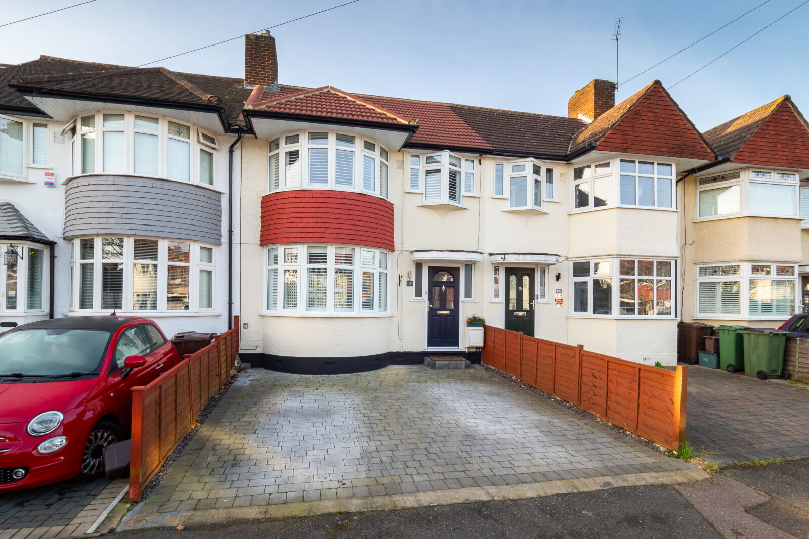 3 bedroom mid terraced house for sale Hill Top, Sutton, SM3, main image