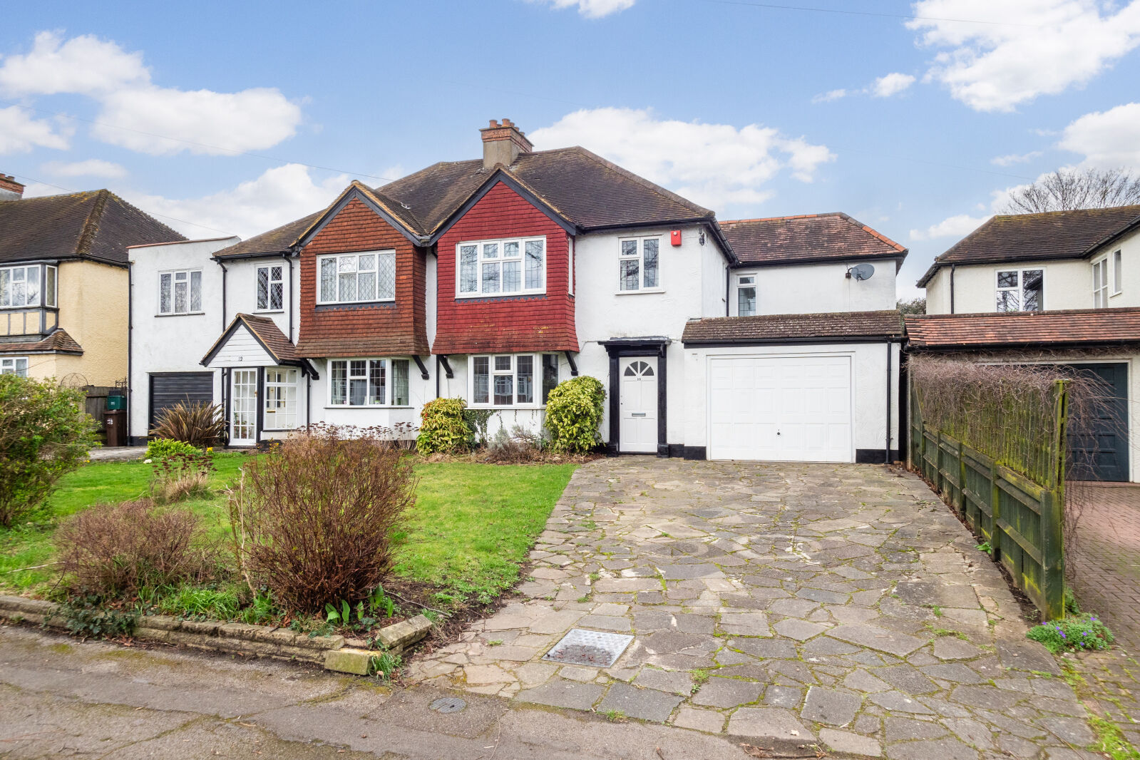 4 bedroom semi detached house to rent, Available now Fairway, Carshalton, SM5, main image