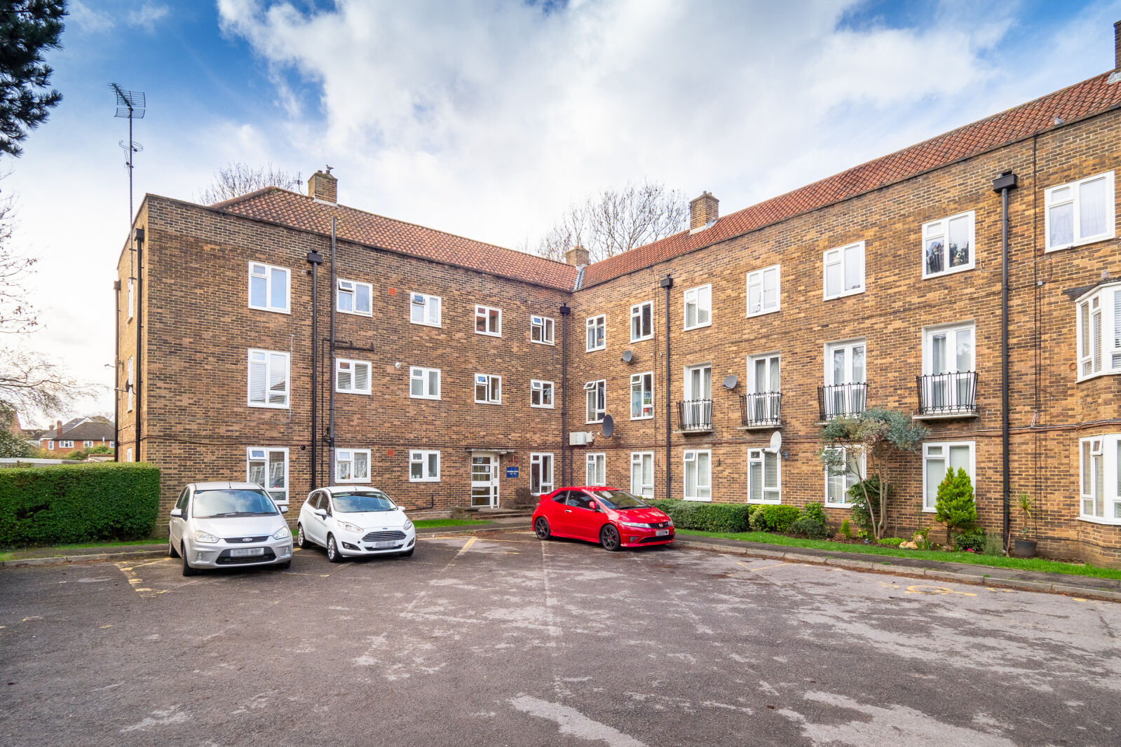 3 bedroom  flat for sale Malden Road, Cheam, SM3, main image