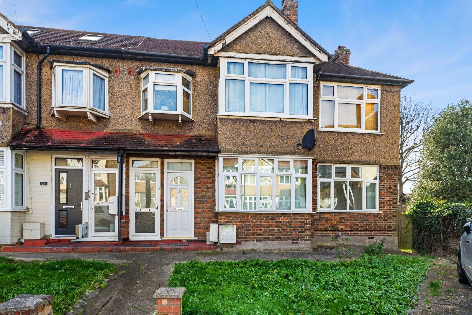 2 bedroom end terraced maisonette to rent, Available now Pentlands Close, Mitcham, CR4, main image