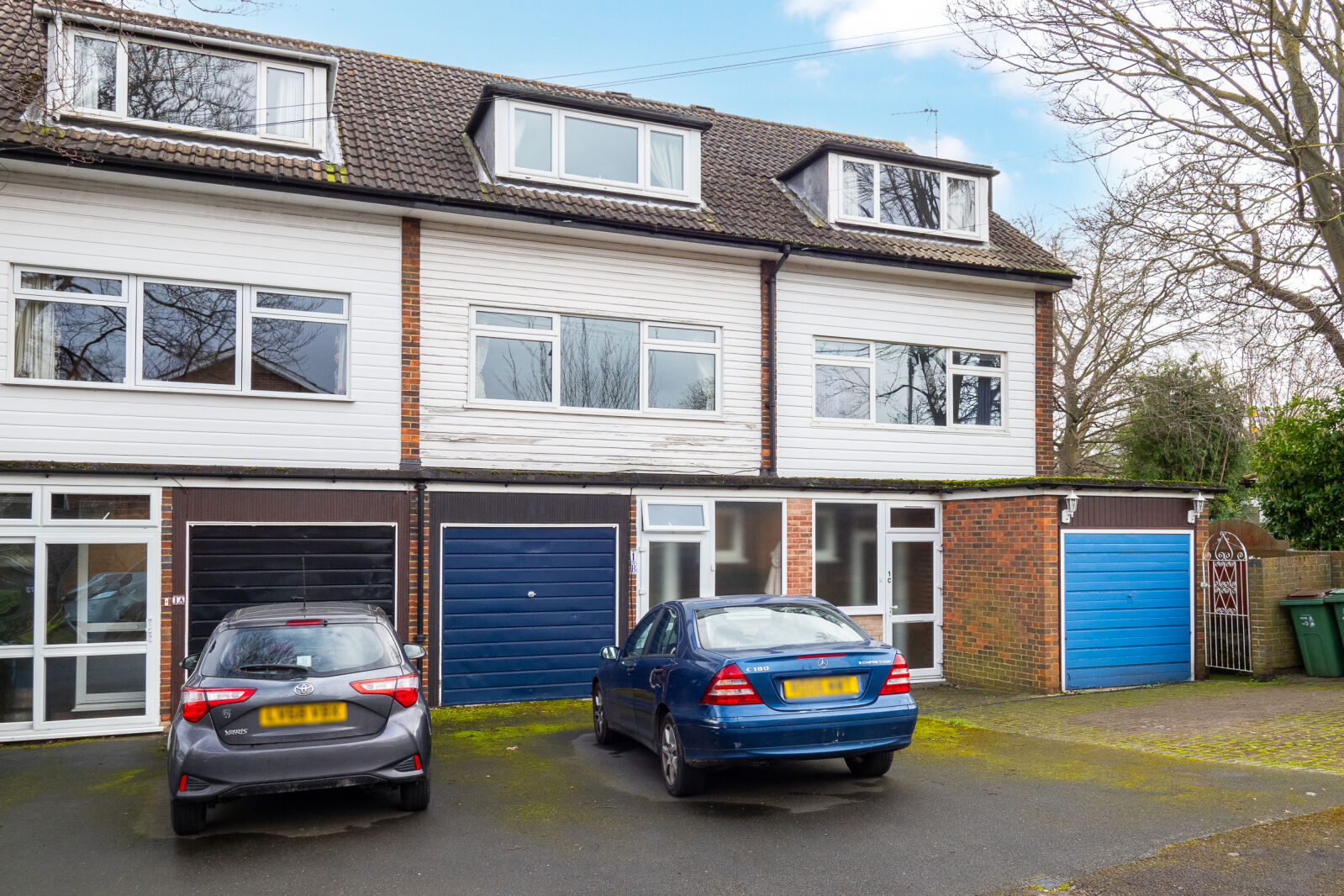 3 bedroom mid terraced house for sale Park Hill Close, Carshalton, SM5, main image