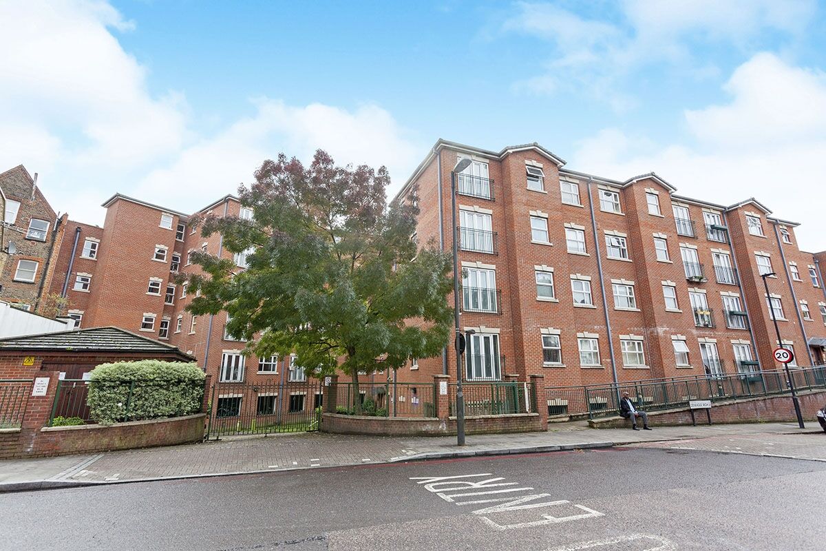 2 bedroom  flat to rent, Available from 22/03/2024 Churchill Lodge, 346 Streatham High Road, SW16, main image