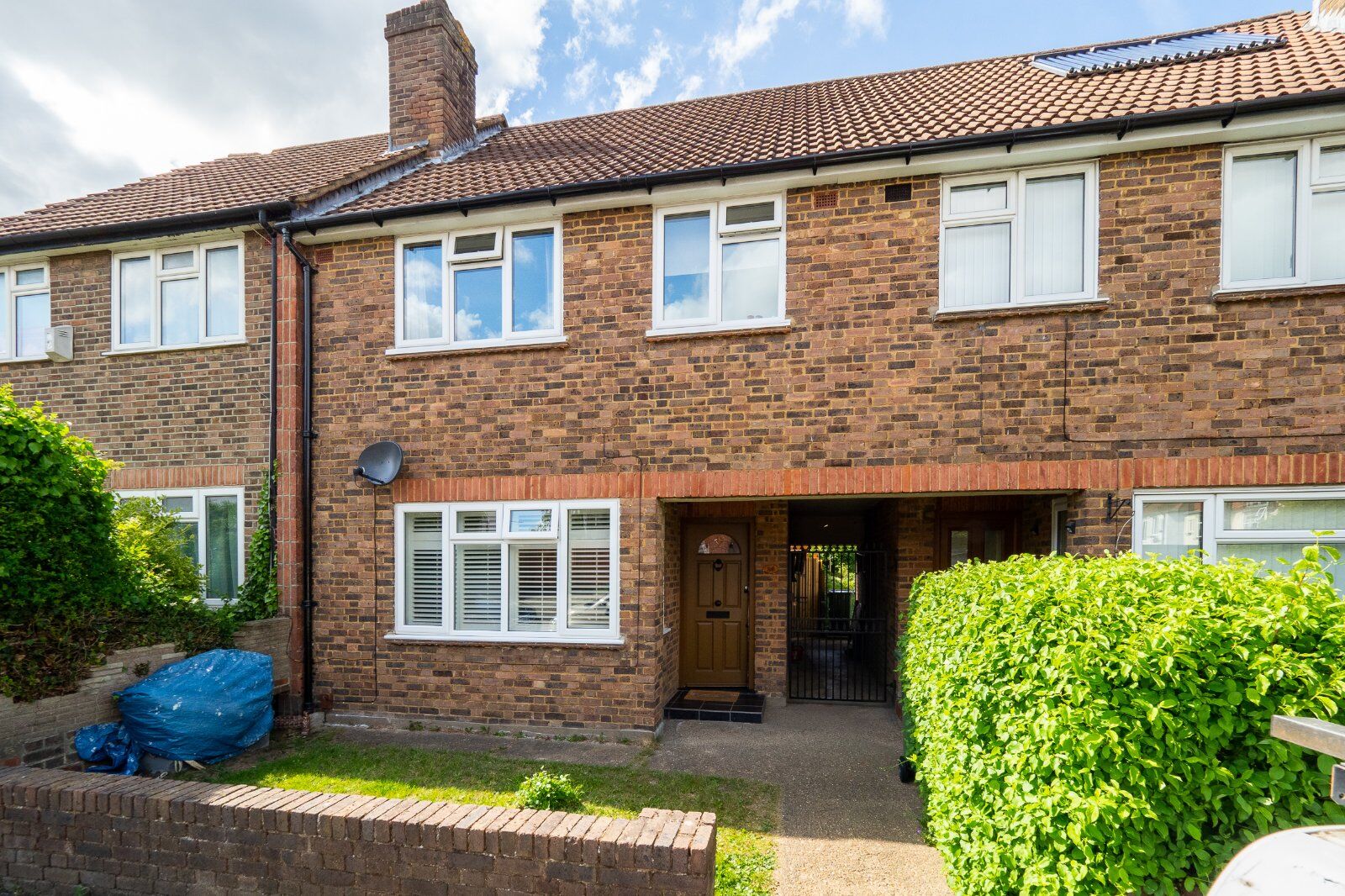 3 bedroom mid terraced house for sale Lingfield Road, Worcester Park, KT4, main image