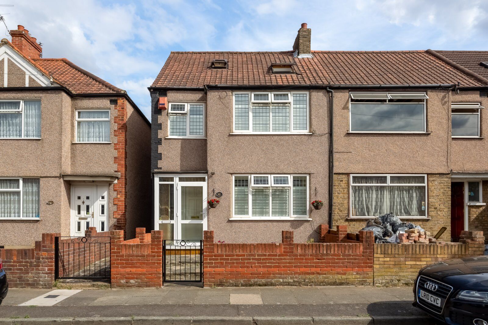 4 bedroom end terraced house for sale Abbotts Road, Mitcham, CR4, main image