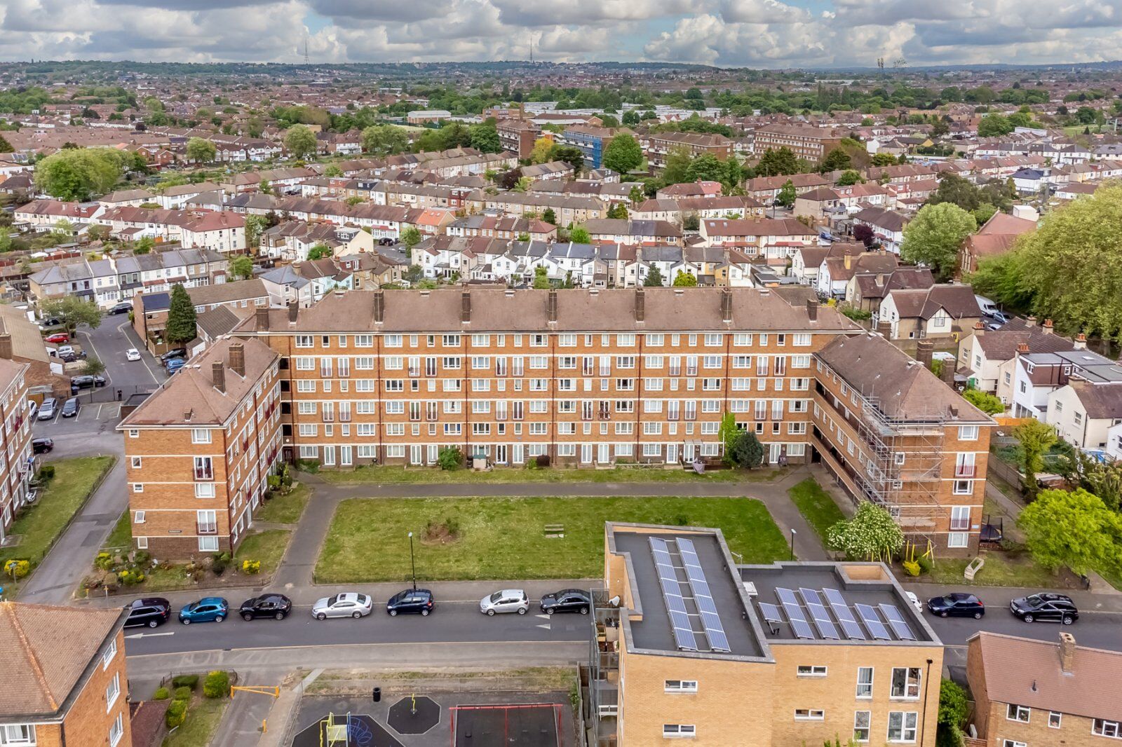 2 bedroom  flat for sale Coningsby Court, Armfield Crescent, CR4, main image