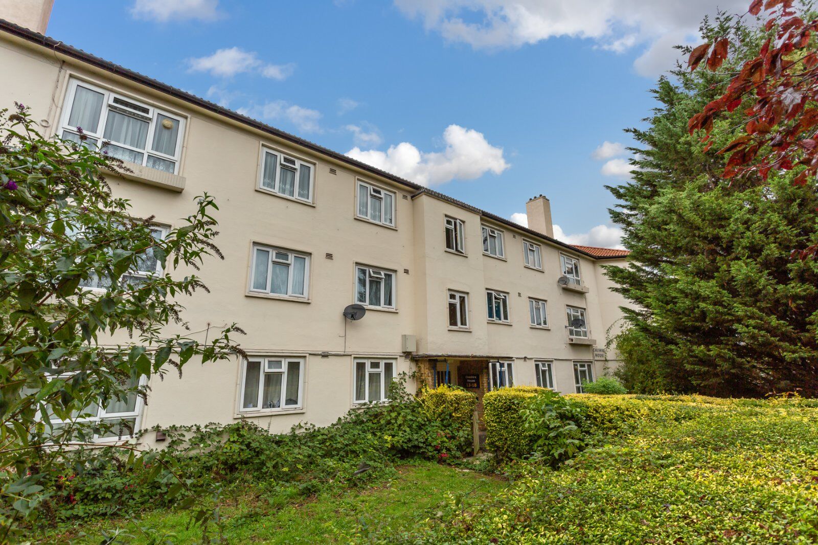 3 bedroom  flat for sale Cheshire House, Green Lane, SM4, main image