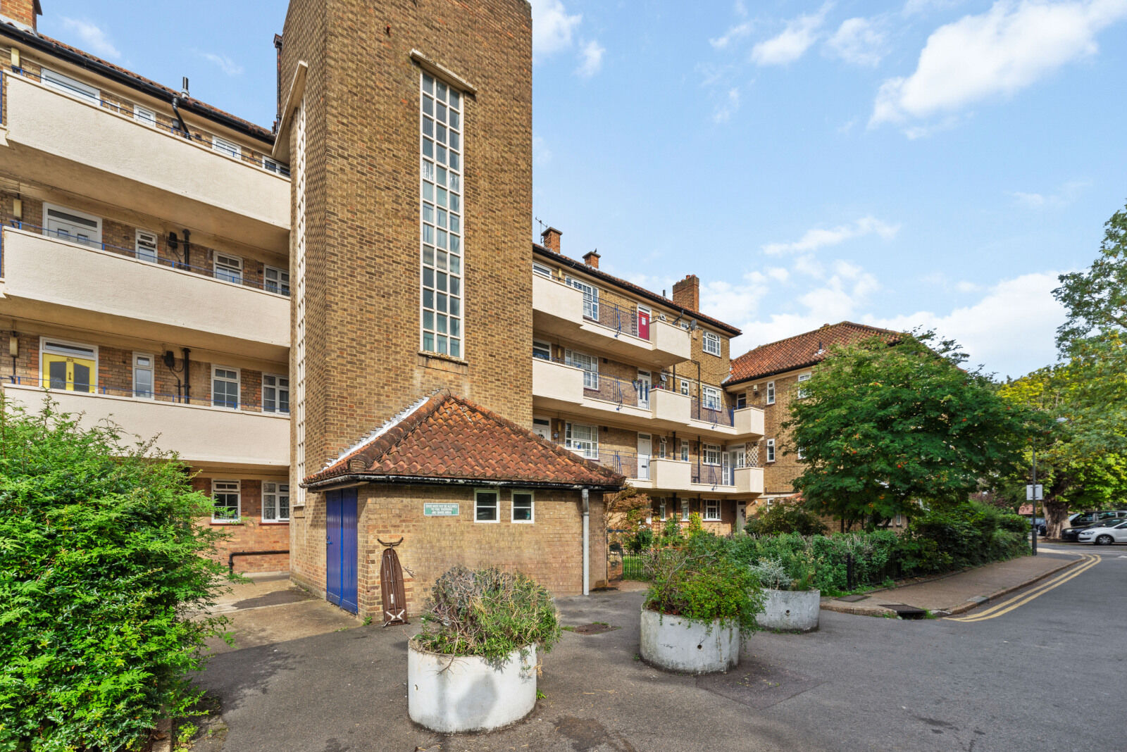 2 bedroom  flat for sale London Road, Mitcham, CR4, main image