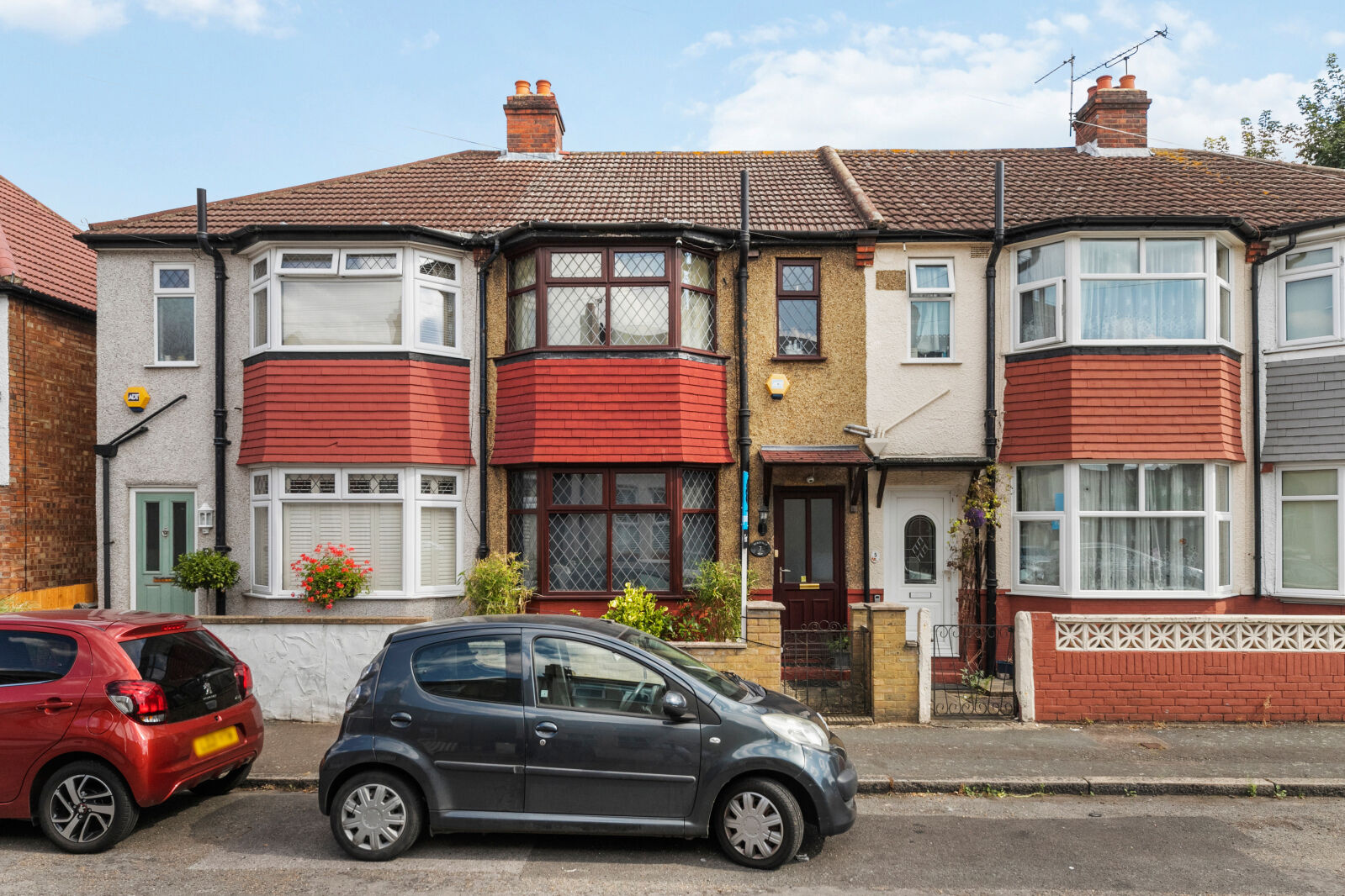 3 bedroom mid terraced house for sale York Street, Mitcham, CR4, main image